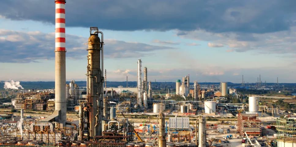 Priolo, sequestrato un impianto fuoriusciva petrolio