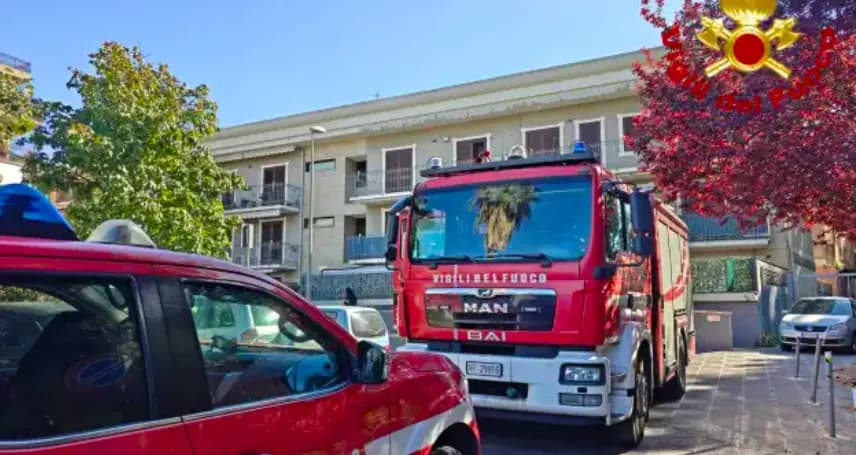 Incendio in una casa nel catanese, trovato senza vita  il gatto