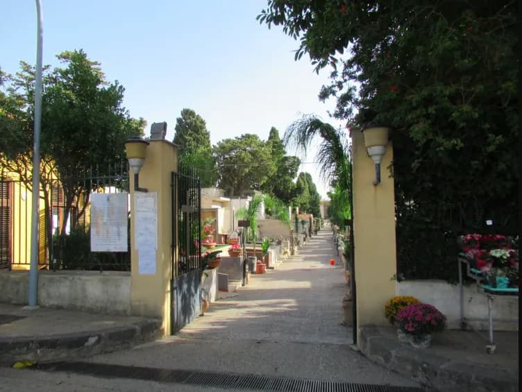 Agrigento: cimiteri saturi, 113 salme in attesa di sepoltura