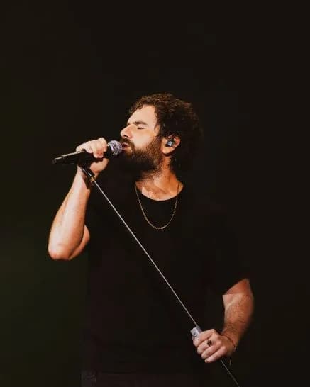 Catania: Tommaso Paradiso, domani live alla Villa Bellini