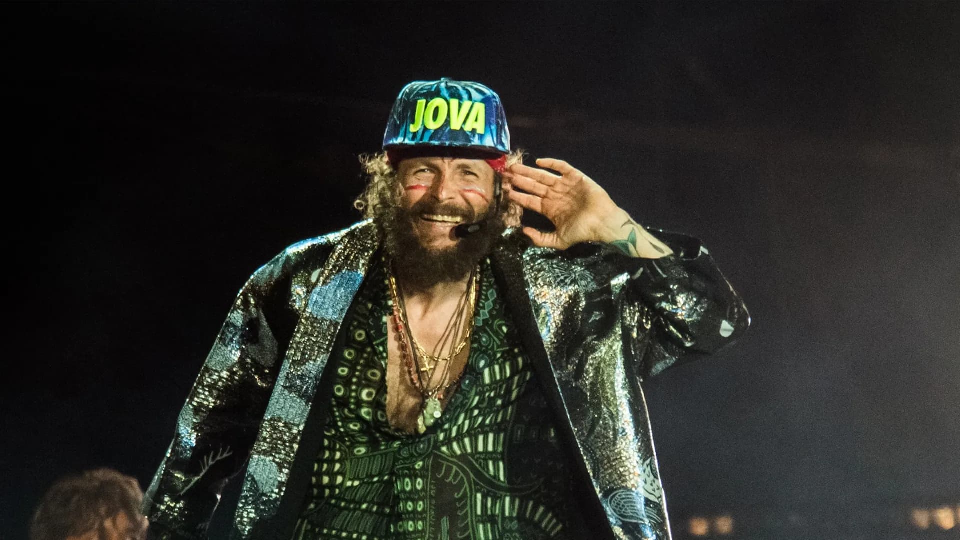 Jovanotti, l’arrivo a Palermo in bicicletta in vista del Jova Summer Party all’Ippodromo