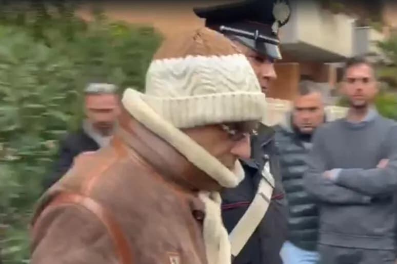 Marsala, chiesti 5 anni e 4 messi per l’insegnante amante di Messina Denaro