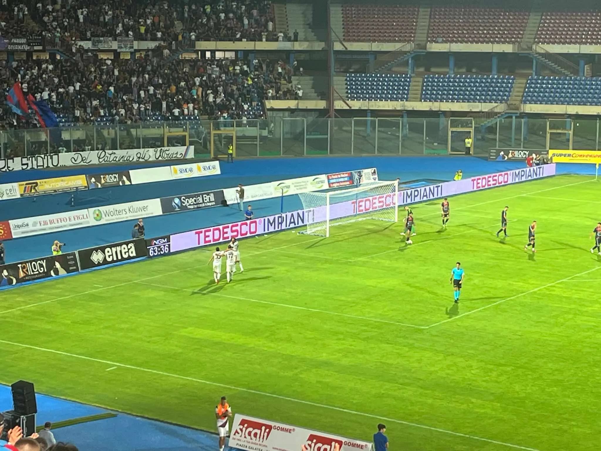 Catania, sfuma il sogno della B: la vittoria al Massimino non basta, passa l’Ascoli