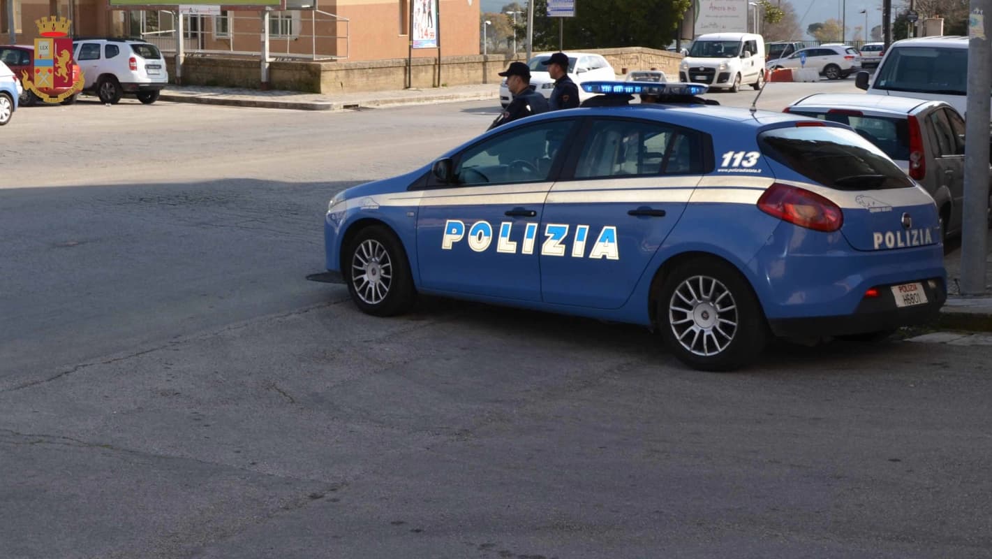 Fino a 400 accessi in un solo mese: sequestrate a Bagheria due case di appuntamento