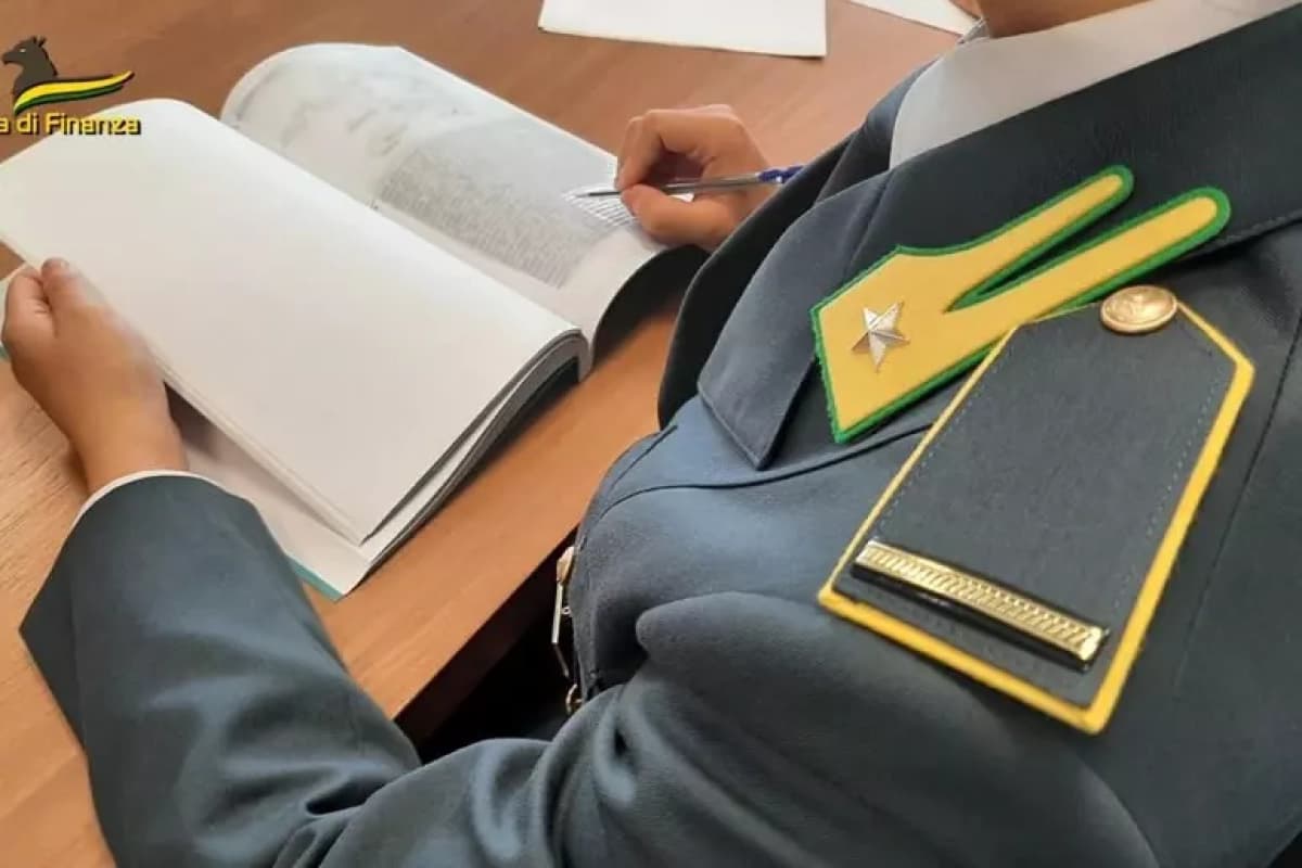 Catania, blitz della Finanza: oltre 60 i lavoratori in nero e irregolari