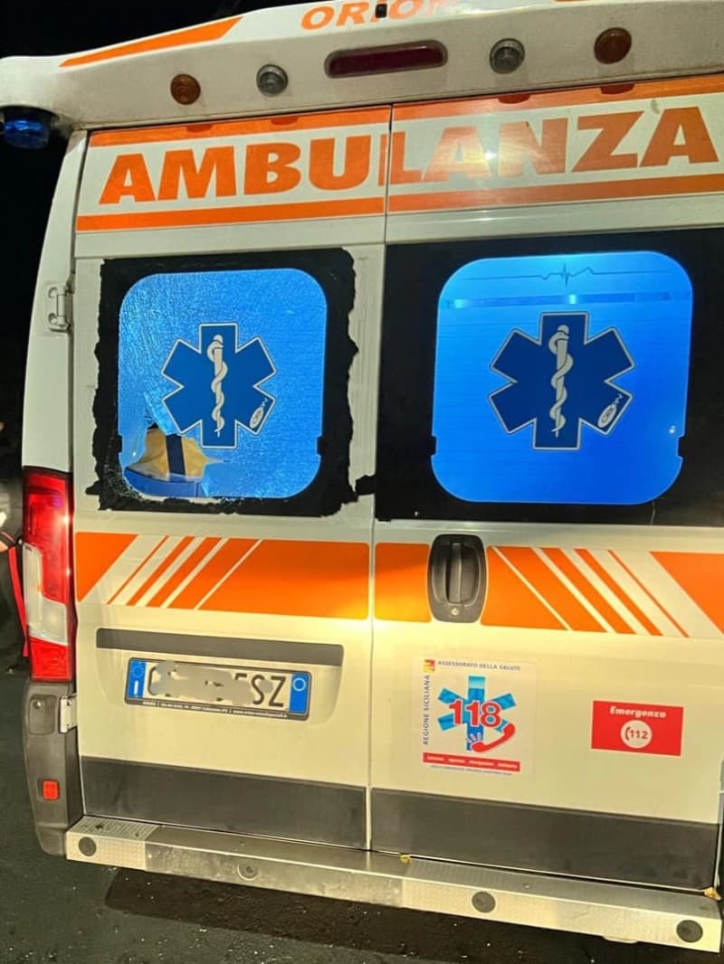 Scontro nella notte a Carini (Pa), pesante il bilancio: un morto e due feriti