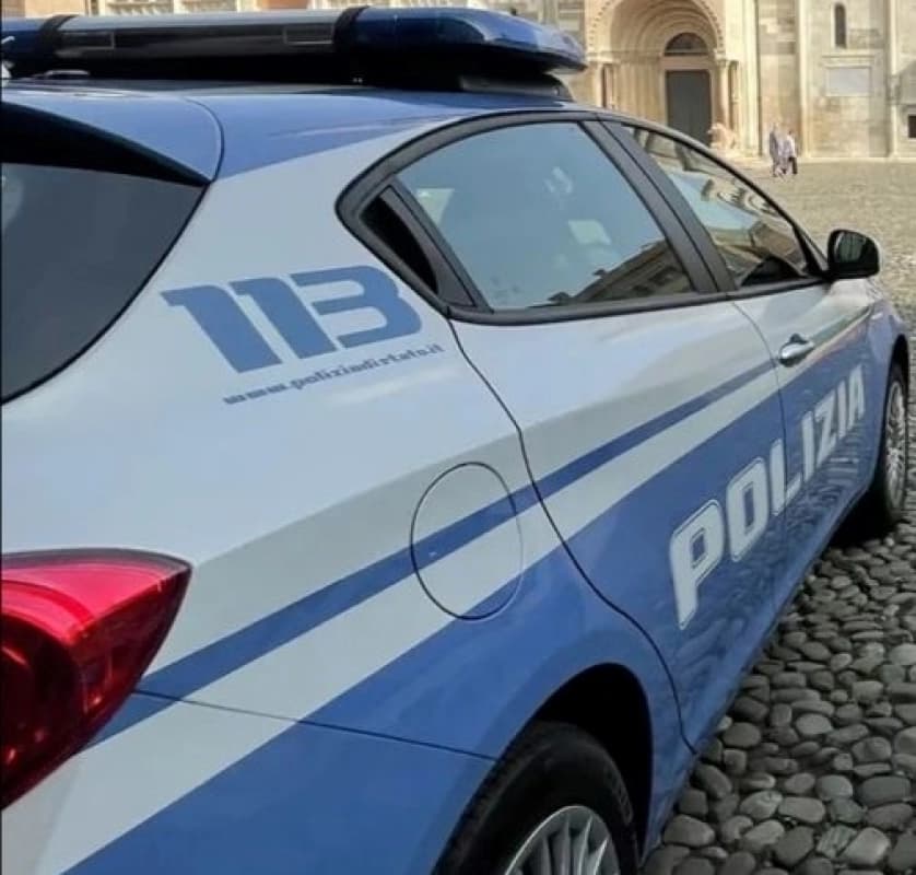 Siracusa, sparatoria in centro feriti due uomini
