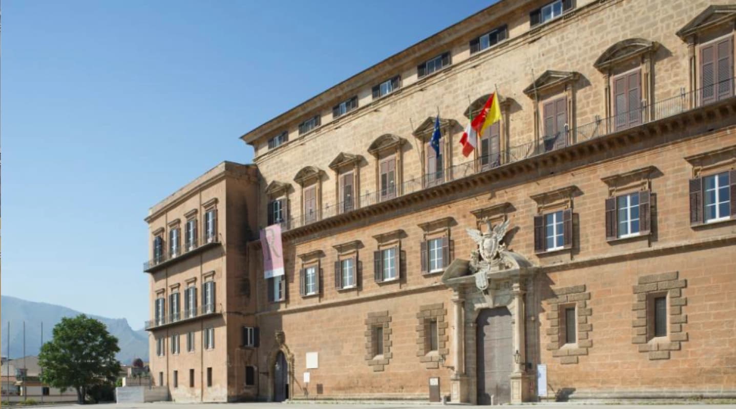 Nulla osta per 8 assunzioni alla Regione, donne vittime di violenza e orfani di femminicidio