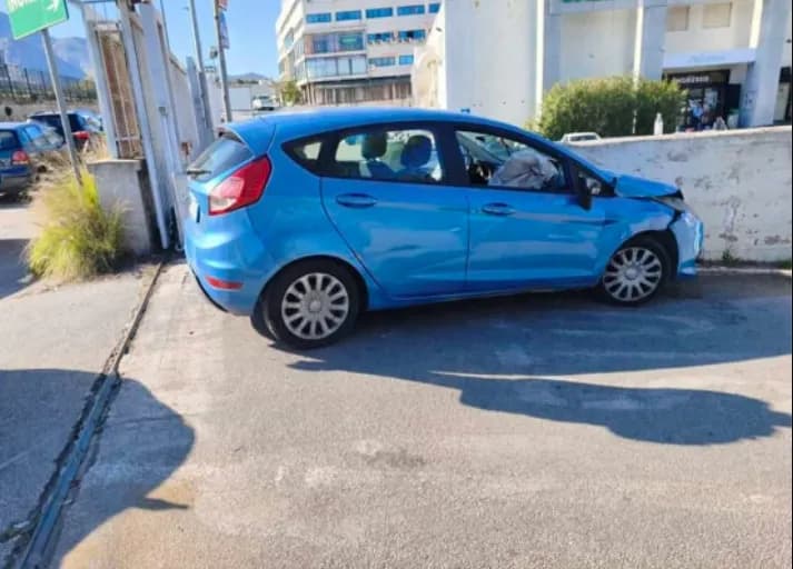 Palermo: fuga da un posto di blocco, arrestato uomo sprovvisto di patente