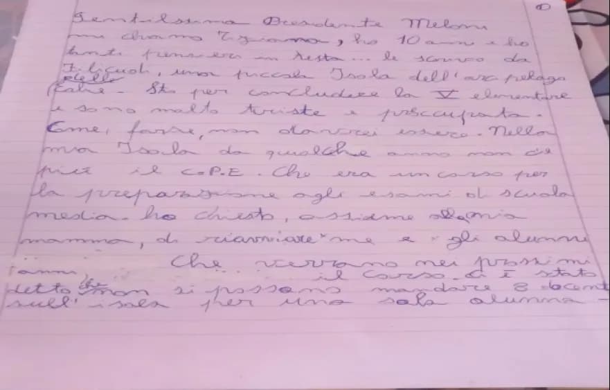 Alunna di Filicudi scrive una lettera alla Meloni: “Per studiare devo lasciare la mia isola, non voglio”