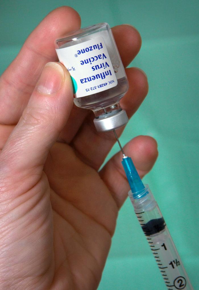 Vaccini, boom nel weekend: raggiunte 103 mila persone
